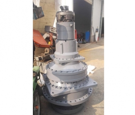 卷板機液壓傳動裝置